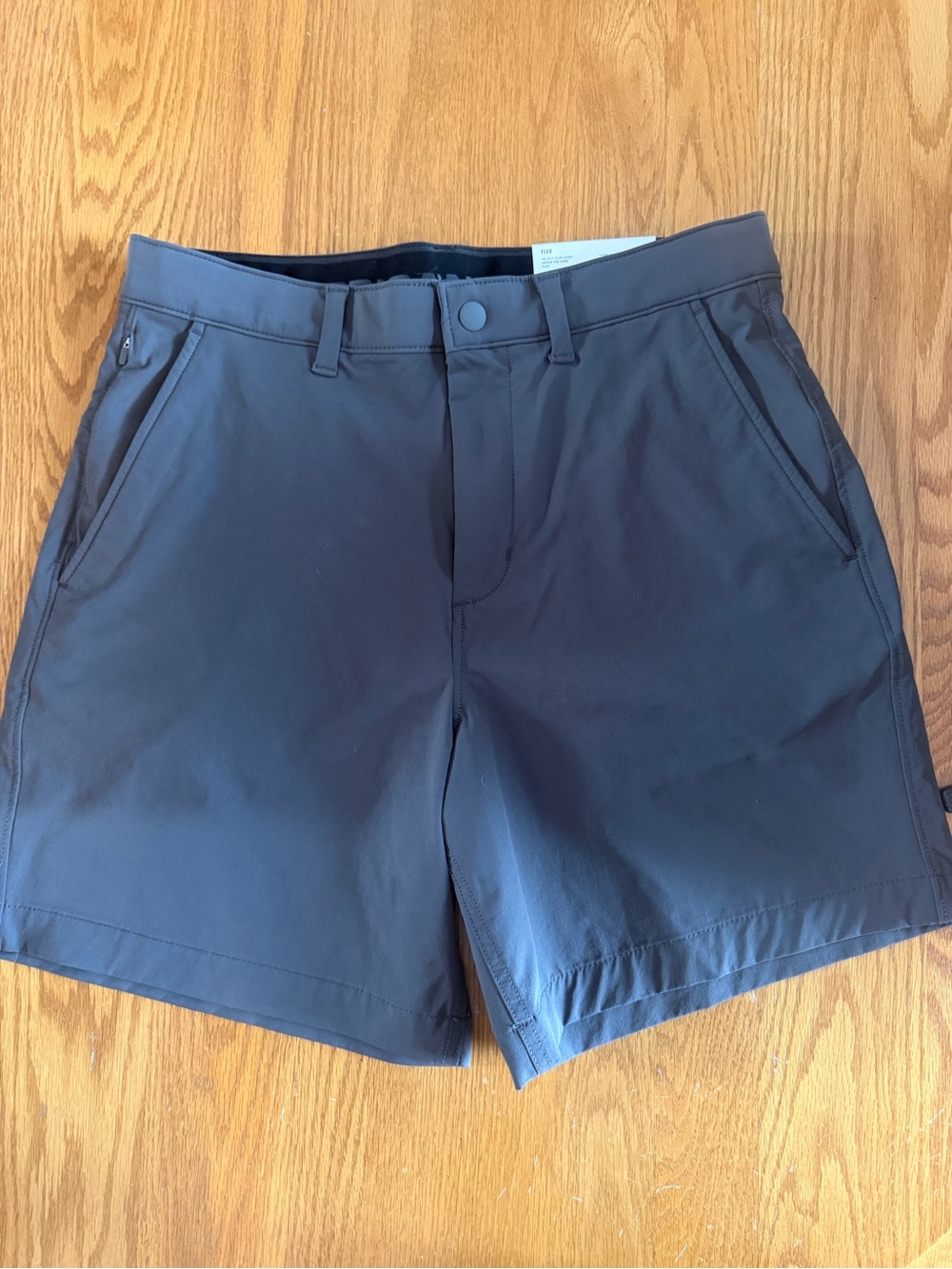 NWT! Men's AMERICAN EAGLE Gray 24/7 Flex Club Shorts Size 28